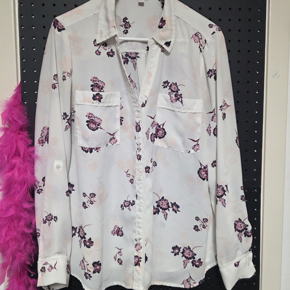 Candie's Floral Patterned Blouse